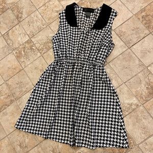 🖤SALE🖤 Kardashian Kollection Houndstooth Dress L